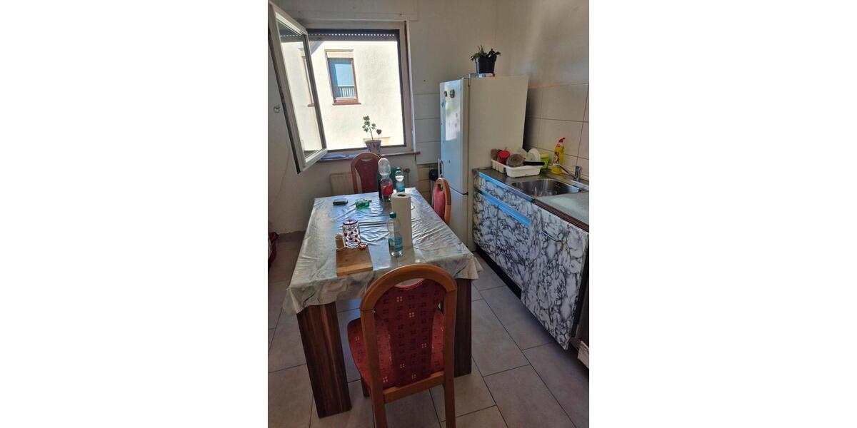 Etagenwohnung Gütersloh - 6 Zimmer, 134 m&sup2;, 268.000&euro; | Angebot:27000618