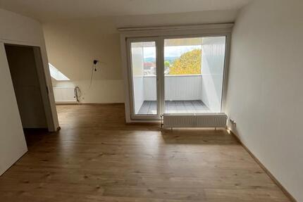 Wohnung Lage - 3 Zimmer, 77 m&sup2;, 520&euro; | Angebot:26163730