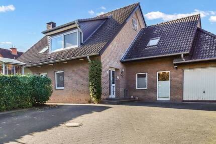 Haus Delbrück Bentfeld - 7 Zimmer, 141 m&sup2;, 435.000&euro; | Angebot:26128837