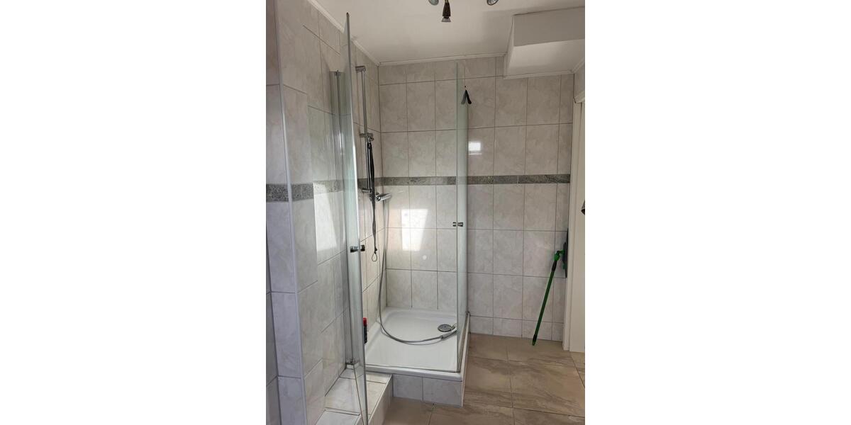 3 Zimmer Wohnung zentral gelegen Nähe Bertelsmann Miele . 3 zimmer