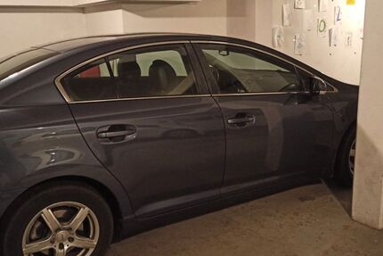 Toyota Avensis 160.000 km 6.000 &euro; Detmold 32760