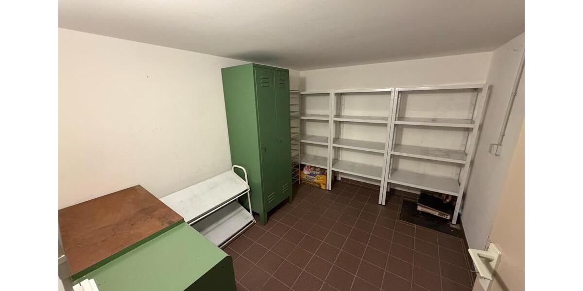 Gepflegtes 4-Zimmer-Endreihenhaus mit Garten, Keller, Garage 4 zimmer