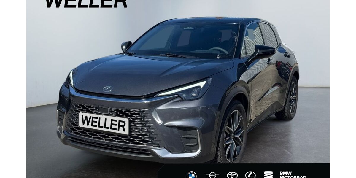 Lexus LBX 12.247 km 32.890 &euro; Bielefeld 33609