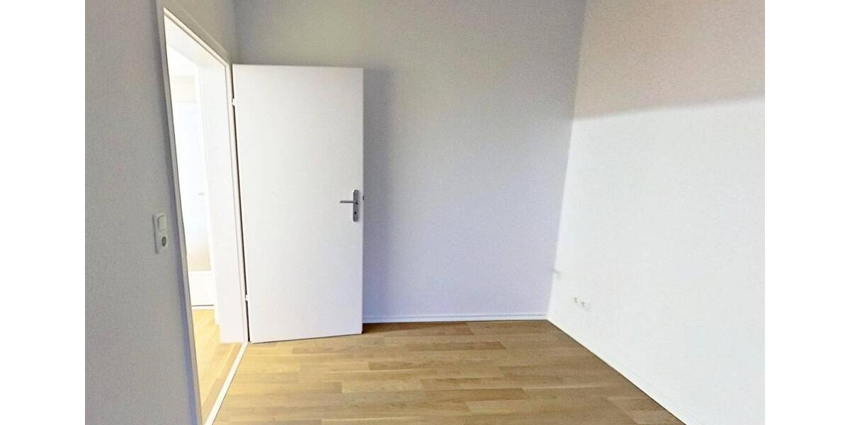 Geräumige 3-Zimmer-Wohnung mit BALKON und Tageslichtbad 3 zimmer