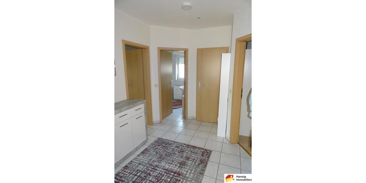 Dachgeschoßwohnung Bielefeld Jöllenbeck - 3 Zimmer, 70 m&sup2;, 580&euro; | Angebot:26299768