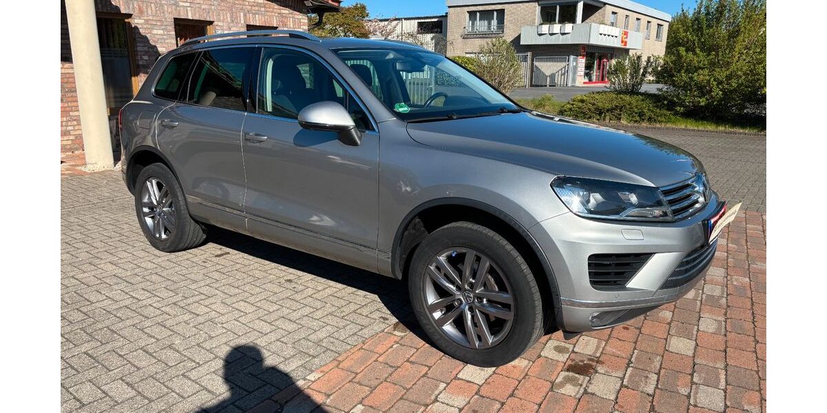VW Touareg 209.850 km 17.250 &euro; Versmold 33775