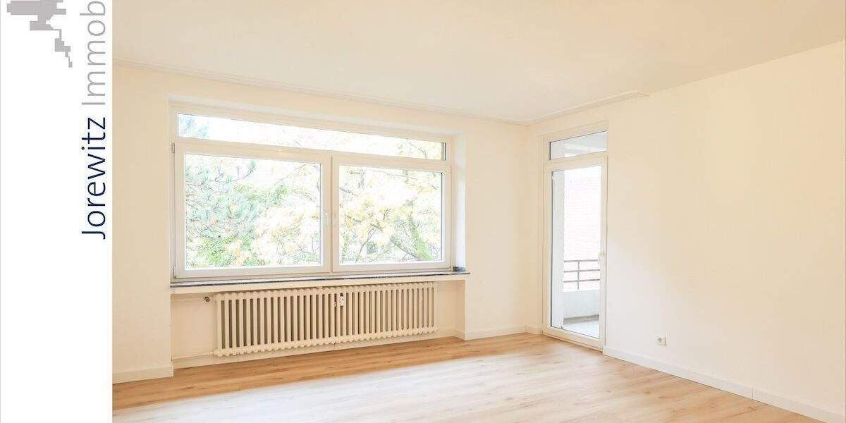 Helle, teilsanierte 3 Zimmer-Wohnung mit Sonnenbalkon und durchdachtem Grundriss in Bielefeld-Senne 3 zimmer