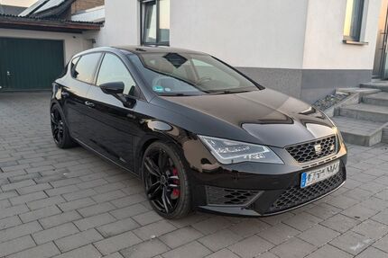 Seat Leon 165.000 km 15.750 &euro; Löhne 32584