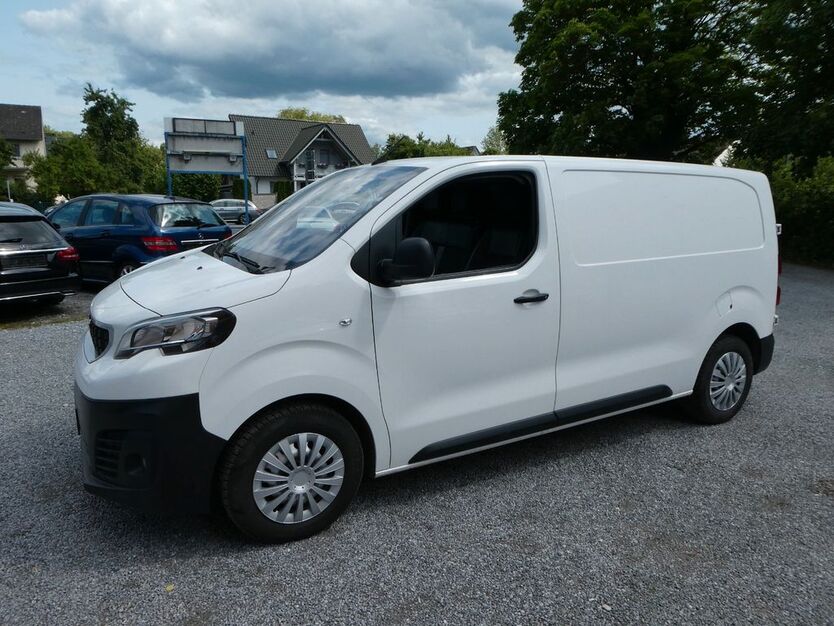 Peugeot Expert 122.000 km 14.999 € Paderborn 33100