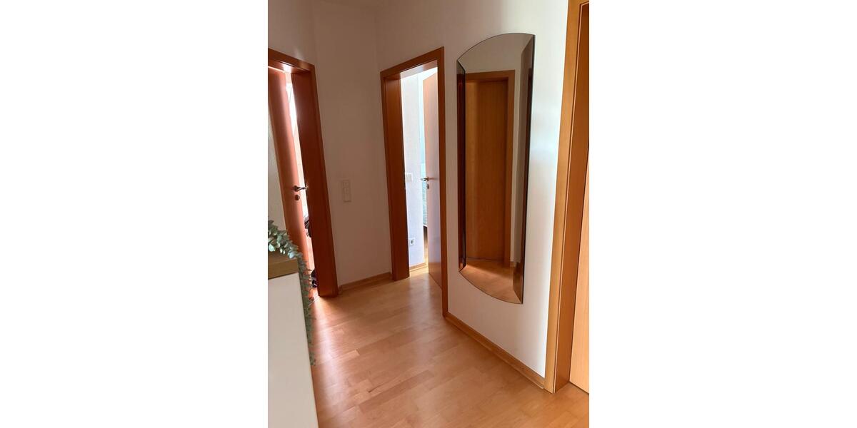 Etagenwohnung Enger - 3 Zimmer, 85 m&sup2;, 650&euro; | Angebot:26414663