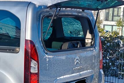 Citroen Berlingo 99.800 km 9.800 &euro; Detmold 32760