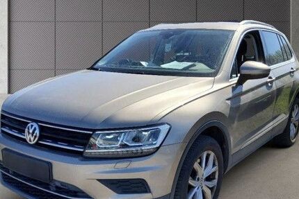 VW Tiguan 123.500 km 16.890 &euro; Detmold 32758