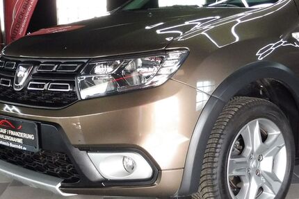 Dacia Logan 72.114 km 9.999 &euro; Bünde 32257