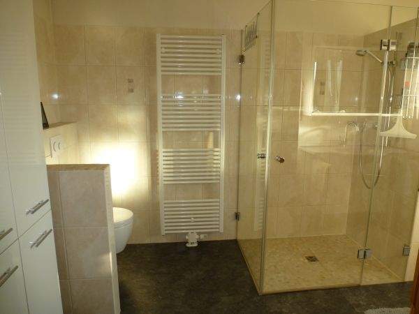 Freistehendes Einfamilienhaus mit Einliegerwohnung im Norden von Spenge! 7 zimmer