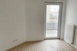 Direkt einziehen und WOHNFÜHLEN! 3 Zimmer mit Balkon! Moderne Ausstattung, Tageslichtbad, Aufzug