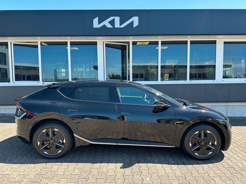 Kia EV6 2.500 km 48.990 € Paderborn 33100