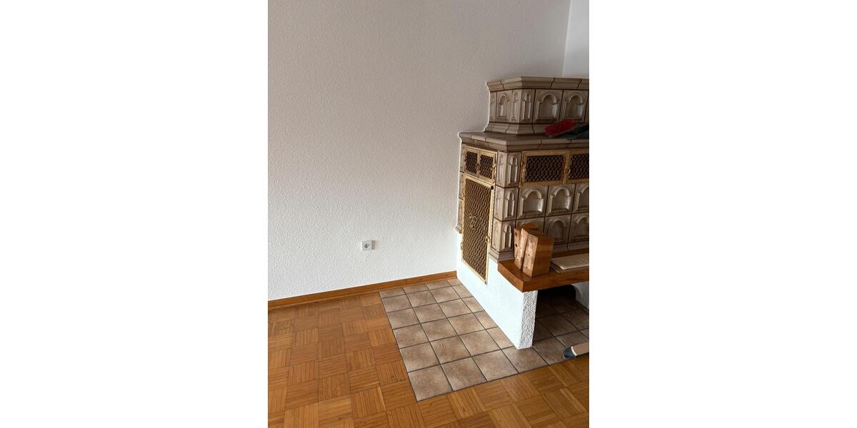Erdgeschoßwohnung Detmold Hiddesen - 3 Zimmer, 94 m&sup2;, 1.000&euro; | Angebot:24466102