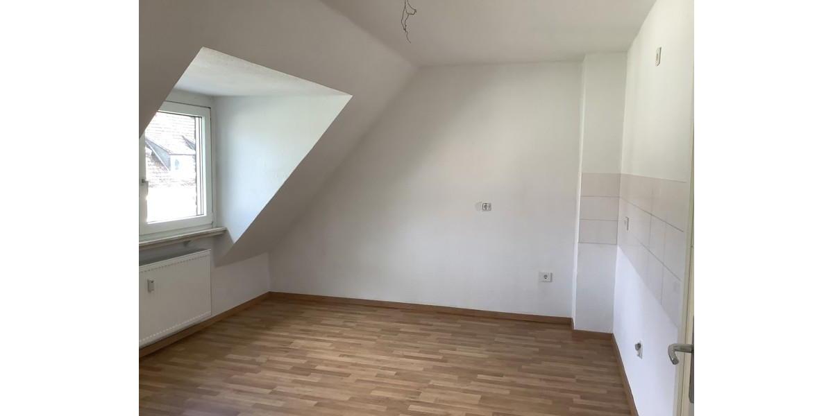 Dachgeschoßwohnung Bielefeld Brackwede - 2 Zimmer, 48 m&sup2;, 443&euro; | Angebot:26673615