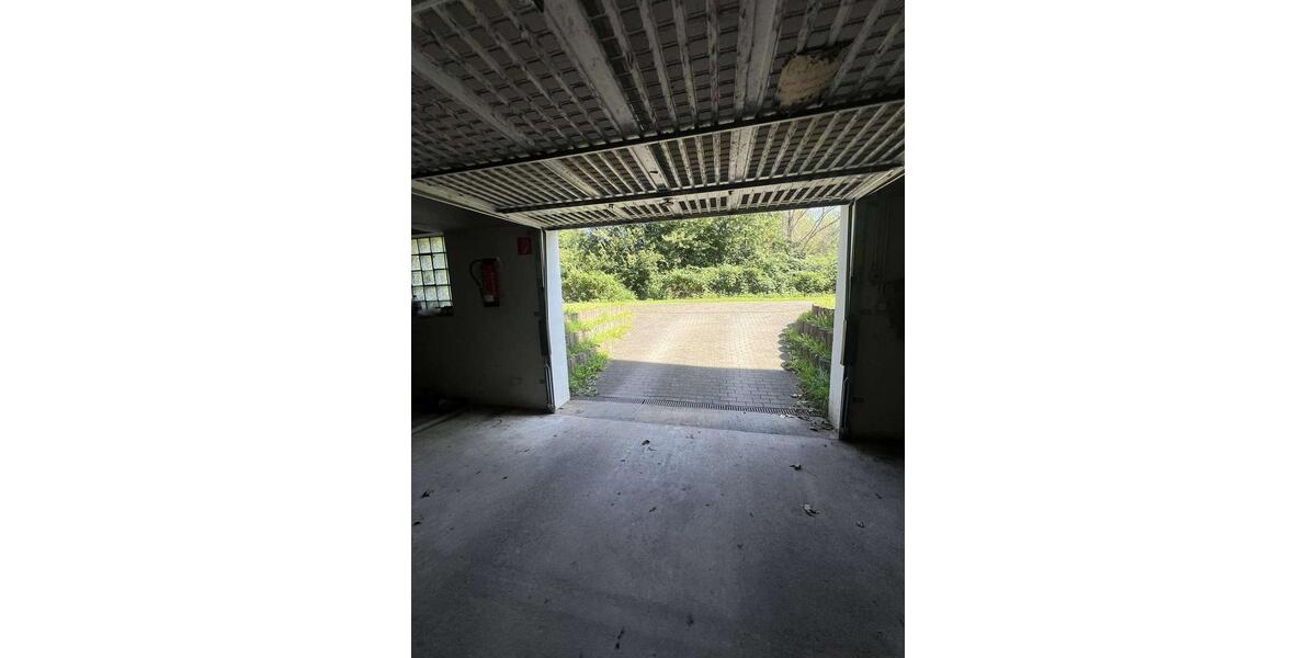 Autosammler, Oldtimer oder Gewerbebetrieb aufgepasst! zimmer