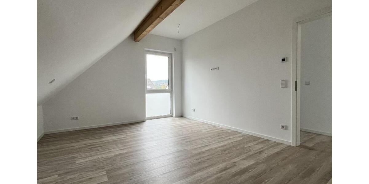 Dachgeschoßwohnung Bad Salzuflen - 3 Zimmer, 98 m&sup2;, 1.411&euro; | Angebot:26545822