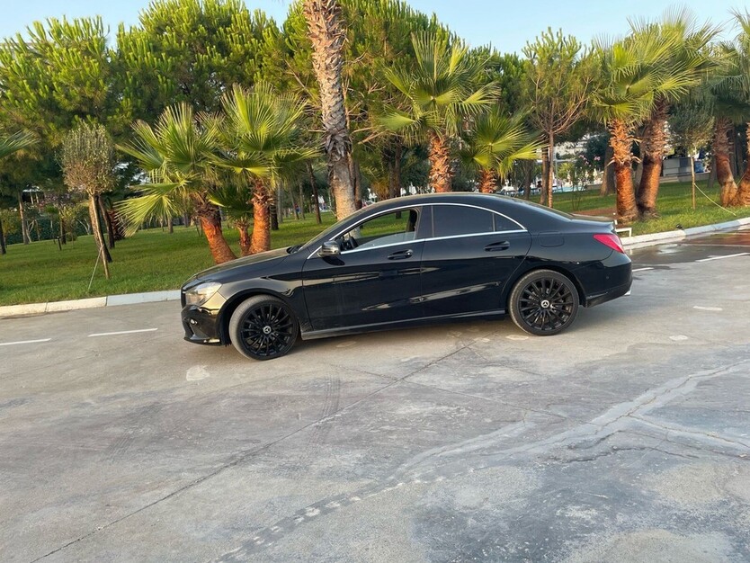 Mercedes-Benz 1.1 Universal 210.000 km 15.000 € Bielefeld 33602