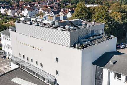 Halle in Bielefeld 5.925 € 1975 m² zimmer