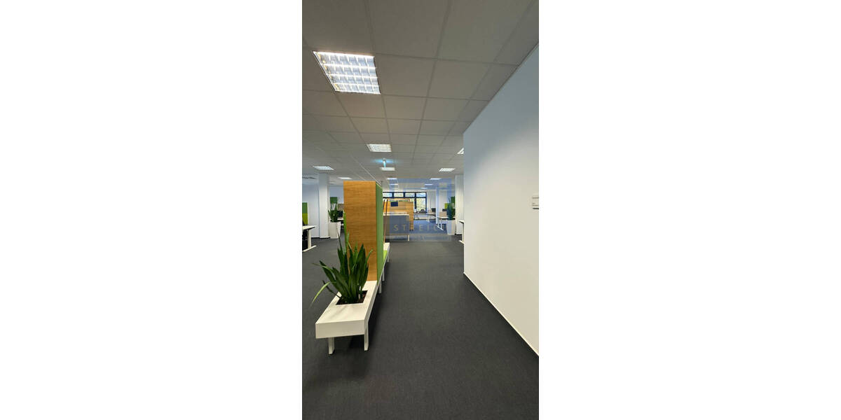 Gewerbeobjekt Bielefeld Sennestadt - 1 Zimmer, 564 m&sup2;, 5.076&euro; | Angebot:23945350