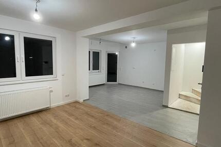 Wohnung Löhne - 4 Zimmer, 105 m&sup2;, 1.050&euro; | Angebot:25714505