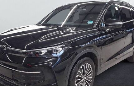 VW Tiguan 25.023 km 36.925 &euro; Bielefeld 33613