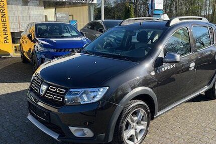 Dacia Sandero 40.000 km 8.990 &euro; Rietberg 33397