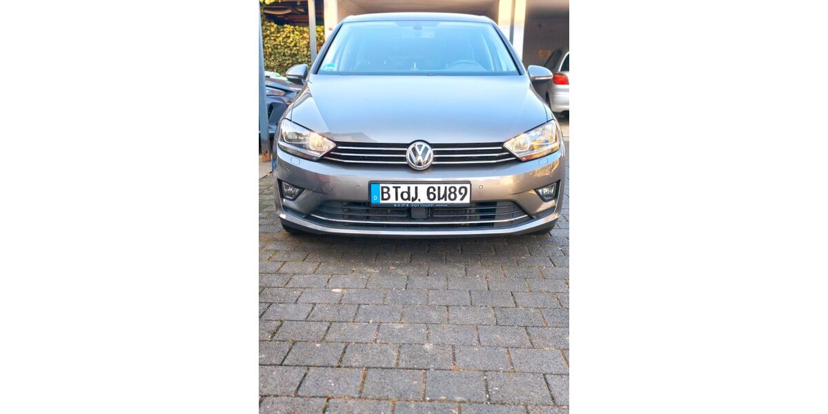 VW Golf Sportsvan 143.500 km 11.000 &euro; Bielefeld 33699