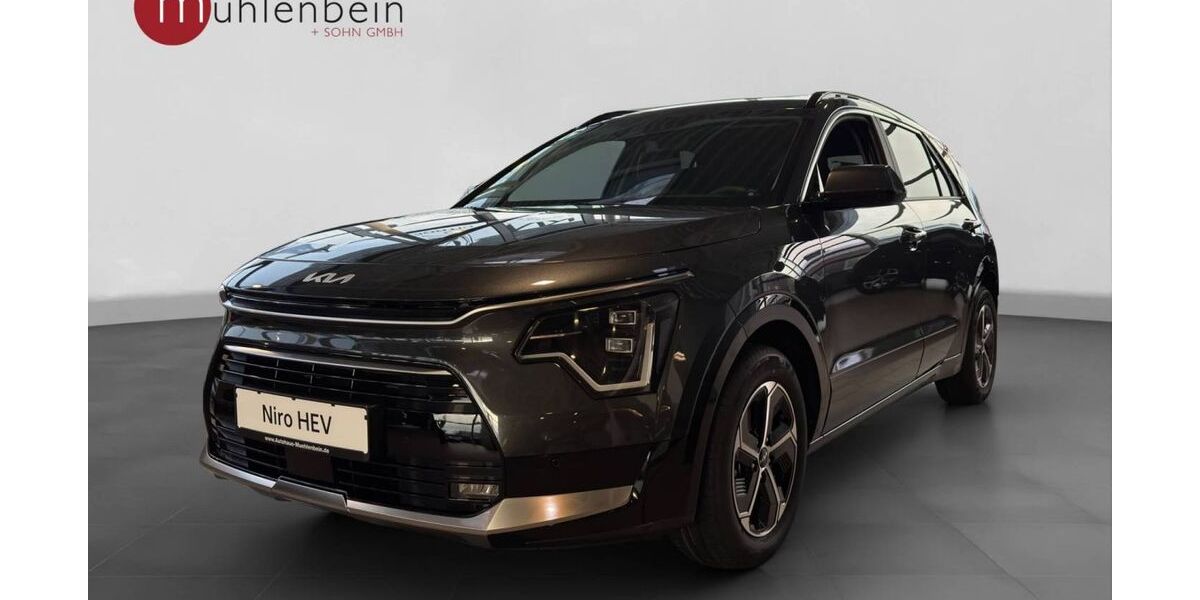 Kia Niro 5.464 km 31.890 &euro; Detmold 32758