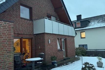 Vermiete ruhige 2-ZKB-Wohnung mit Balkon in Bielefeld-Brackwede zimmer