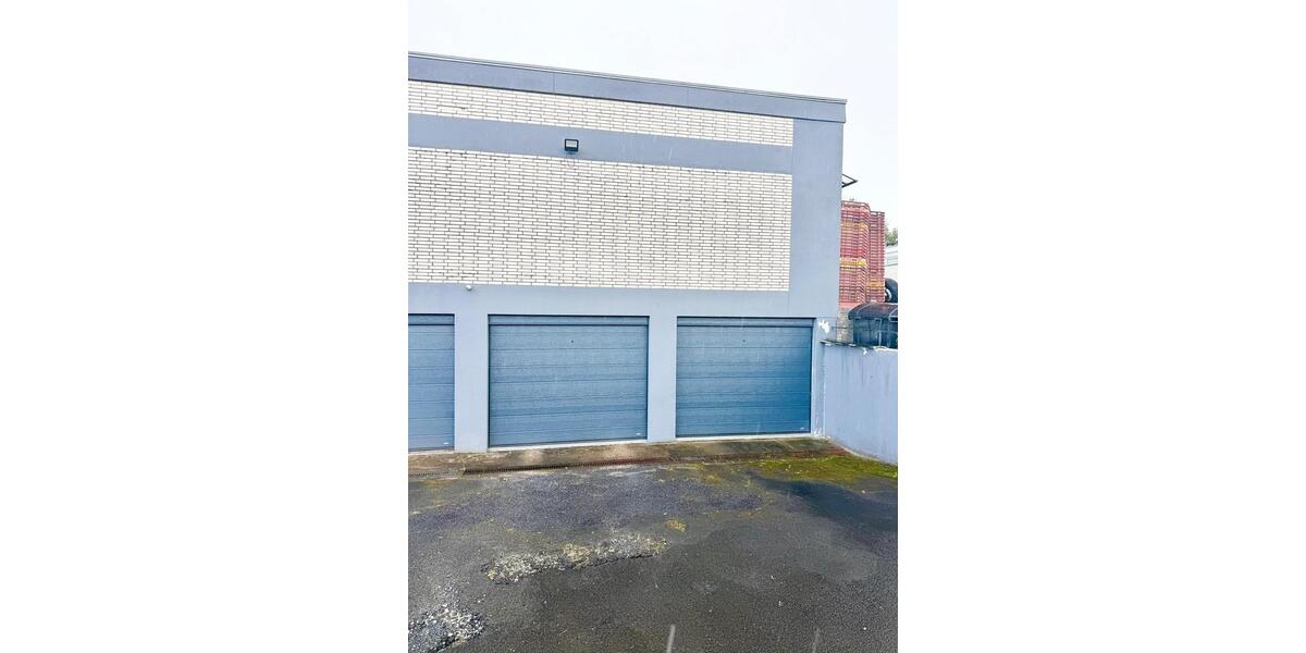 120qm Fläche: Garage, Lager, Multifunktionsfläche in Brackwede zimmer