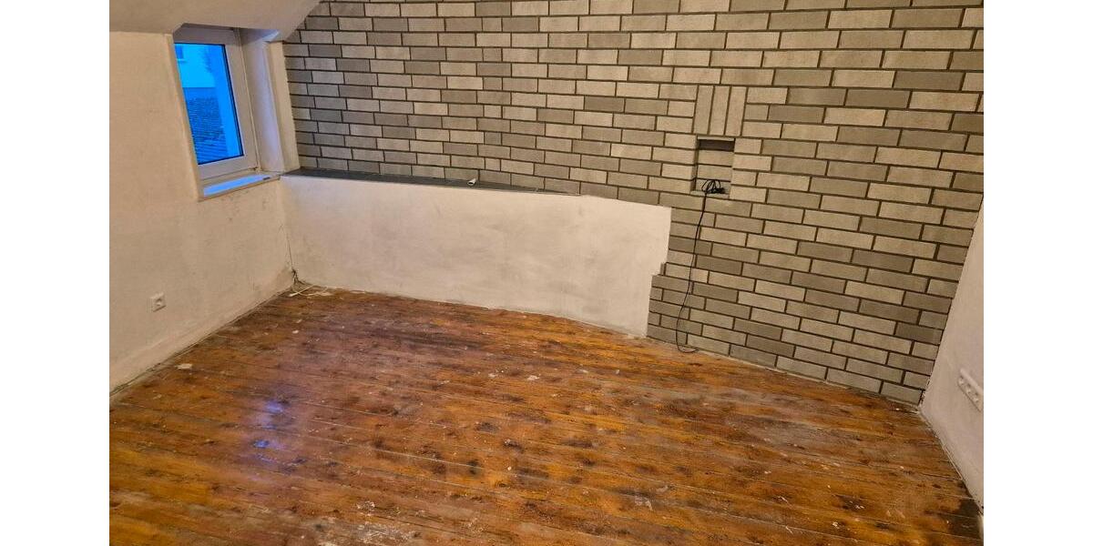 Großzügige Altbauwohnung mit Garten – sofort verfügbar 5 zimmer