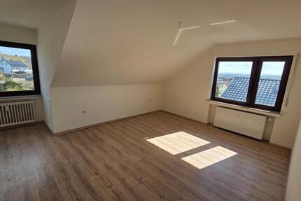 Wohnung Bad Salzuflen - 4 Zimmer, 100 m&sup2;, 1.250&euro; | Angebot:26447908
