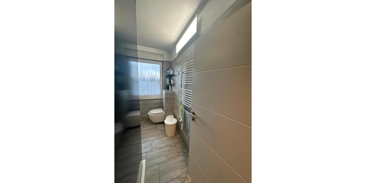 Etagenwohnung Bielefeld Heepen - 4 Zimmer, 110 m&sup2;, 1.100&euro; | Angebot:25725336