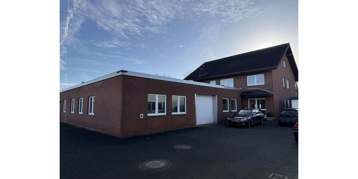 Haus zum Kaufen in Delbrück 699.000 € 182 m² 8 zimmer