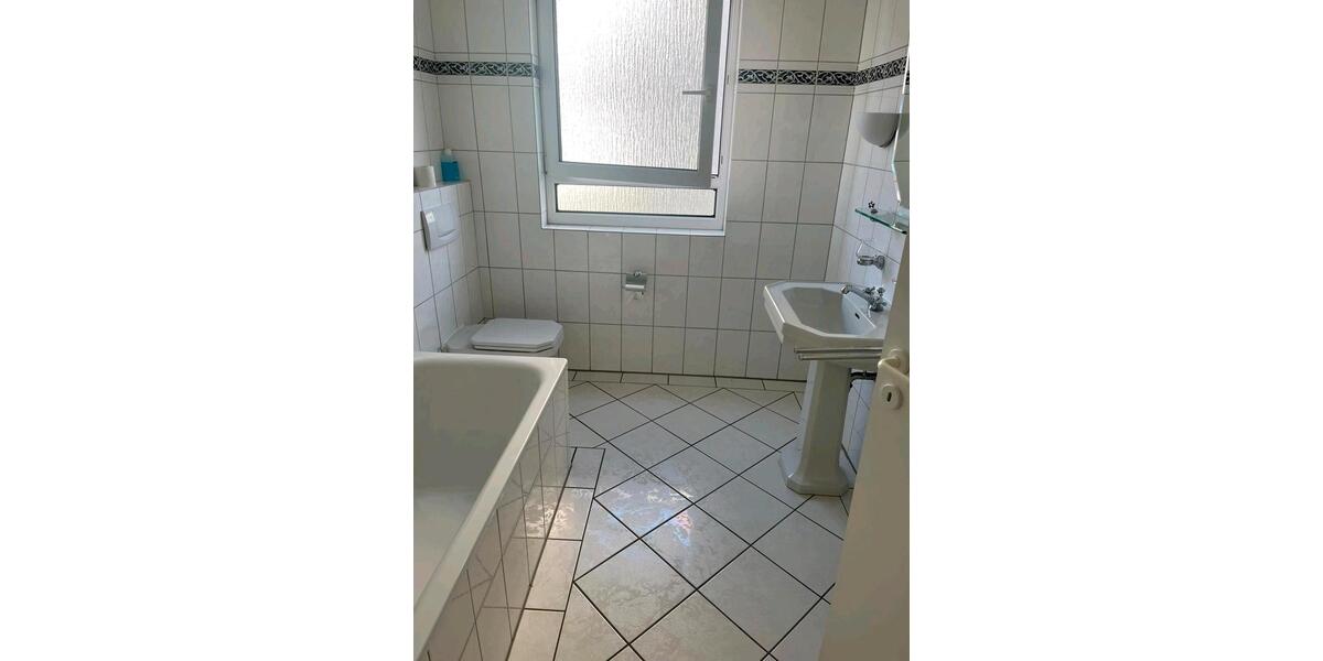 3 Zimmer Wohnung in Brackwede zu Vermieten 700€+400€ Nebenkosten 3 zimmer