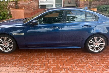 Jaguar XE 256.521 km 4.888 &euro; Schloß-Holte 33758