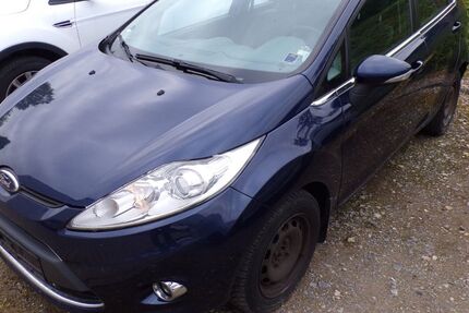 Ford Fiesta 238.431 km 2.450 &euro; Bad Oeynhausen 32547