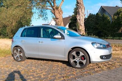 VW Golf 114.500 km 6.995 &euro; Hövelhof 33161