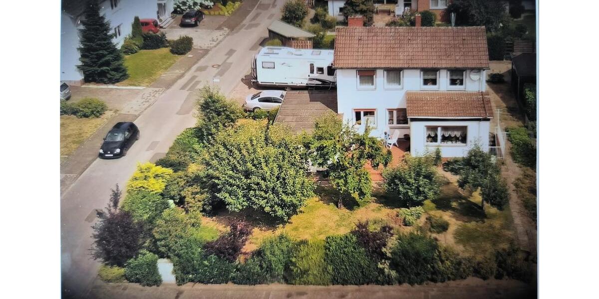 Einfamilienhaus Verl - 8 Zimmer, 134 m&sup2;, 450.000&euro; | Angebot:25640033