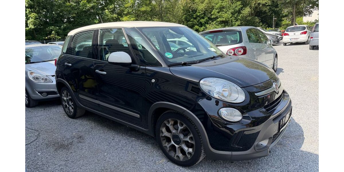 Fiat 500L 142.000 km 6.999 &euro; Detmold 32758