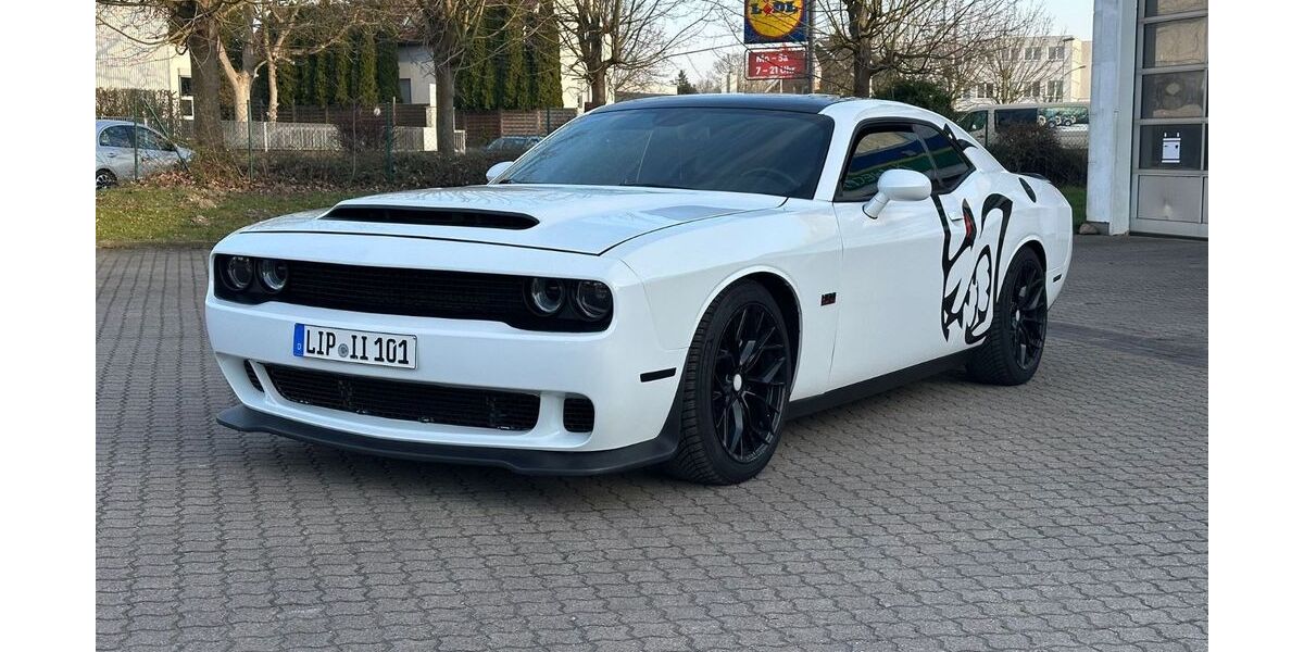 Dodge Challenger 45.000 km 30.900 &euro; Lage 32791