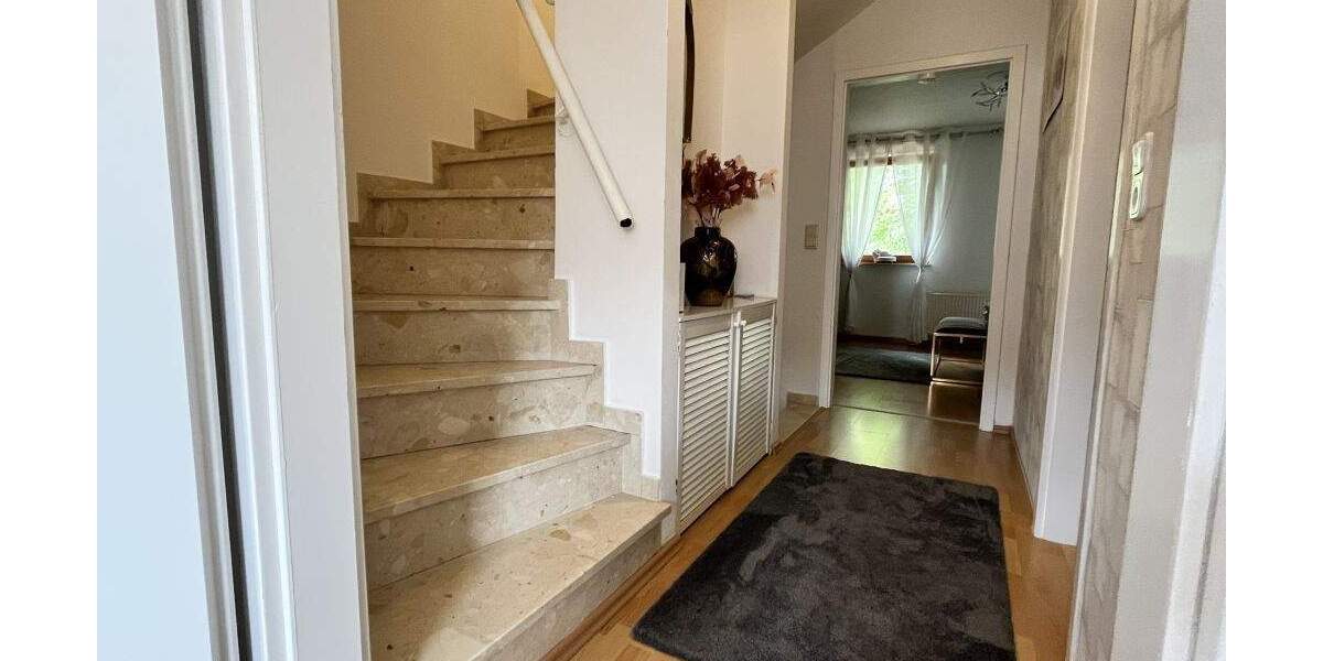 Reihenmittelhaus Bad Salzuflen-Schötmar Schötmar - 5 Zimmer, 121 m&sup2;, 268.000&euro; | Angebot:24402217