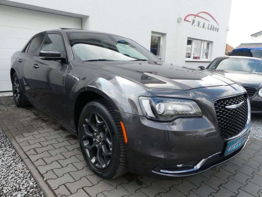 300C