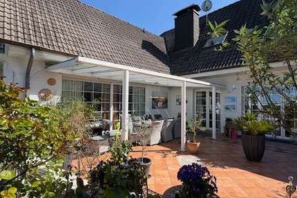Haus Oerlinghausen - 6 Zimmer, 277 m&sup2;, 789.000&euro; | Angebot:26425212
