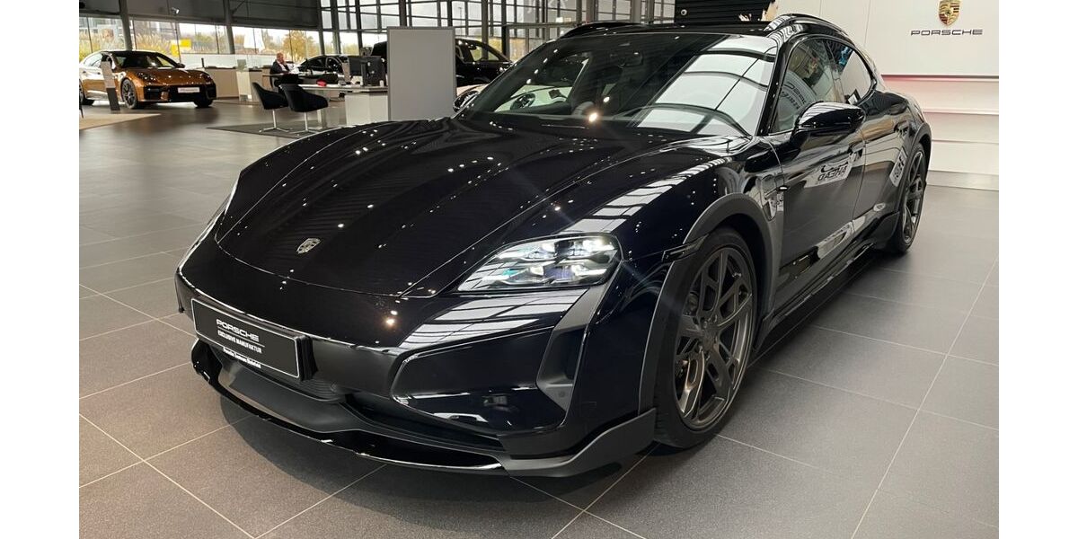 Porsche Taycan 10.900 km 169.900 &euro; Bielefeld 33719