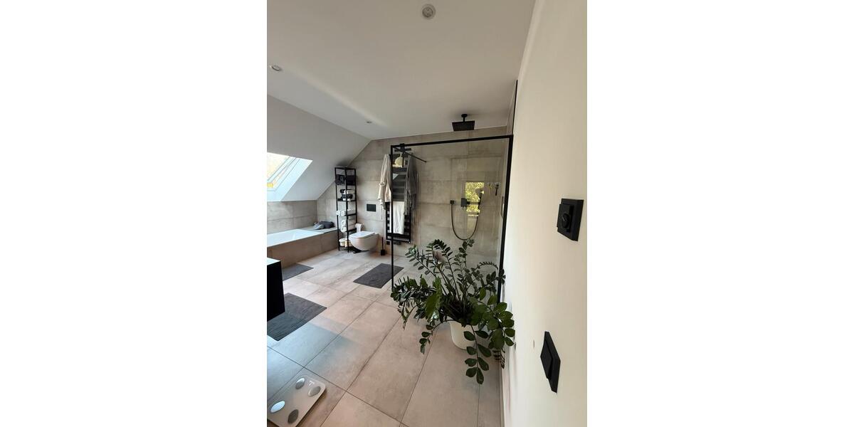 Einfamilienhaus Gütersloh Isselhorst - 11 Zimmer, 295 m&sup2;, 890.000&euro; | Angebot:27028471